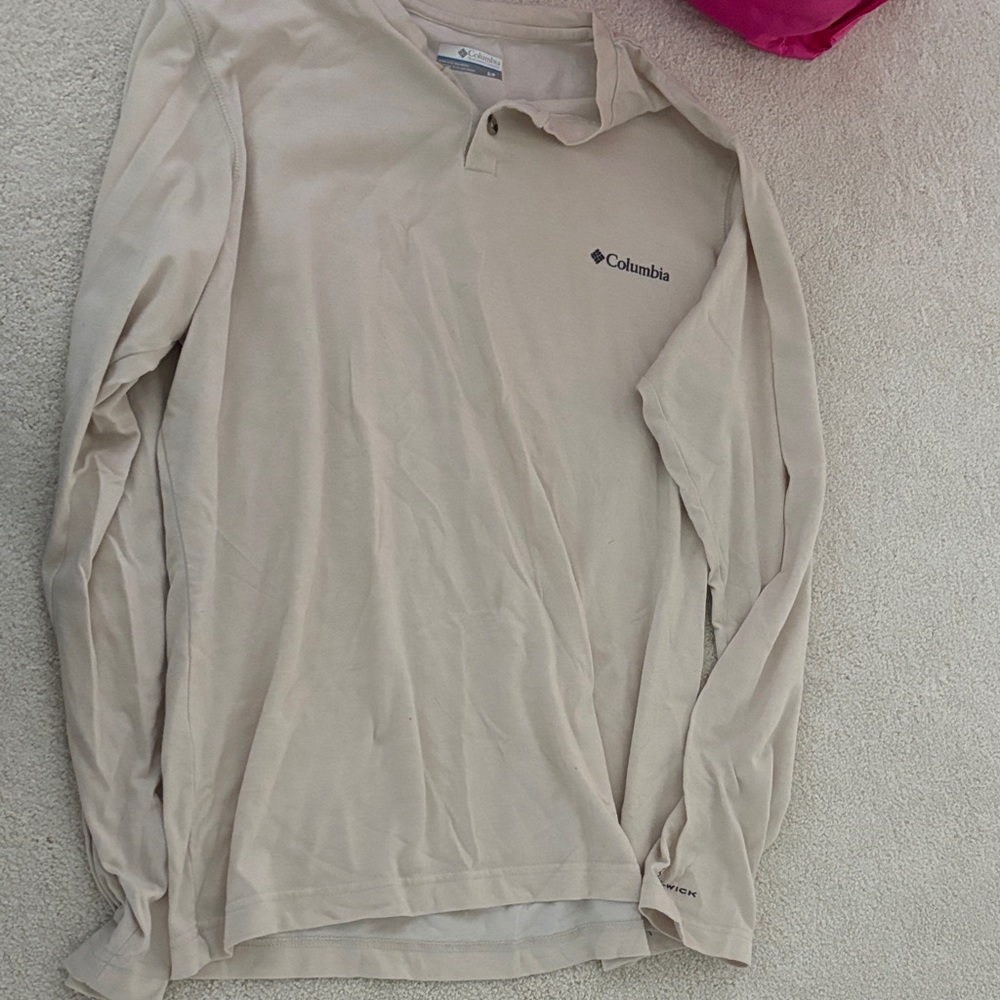 Columbia Men's Tan Long Sleeve Shirt